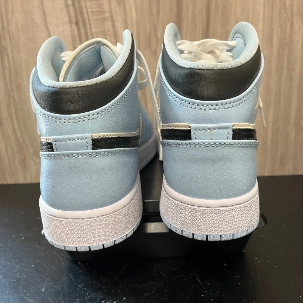 Nike Air Jordan 1 Mid GS Ice Blue Black White Sneaker 7Y Lace Up Basketball